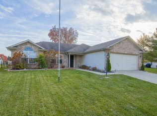 1419 Persimmon Cir, Greenfield, IN 46140
