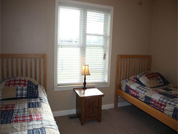 4th image of 86 Deerfield Ln