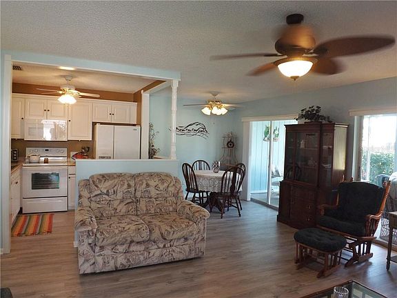 5th image of 301 Canton Ct APT 93