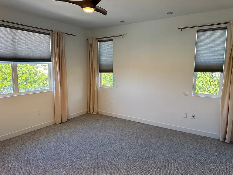 2622 Madison St — Photo 16