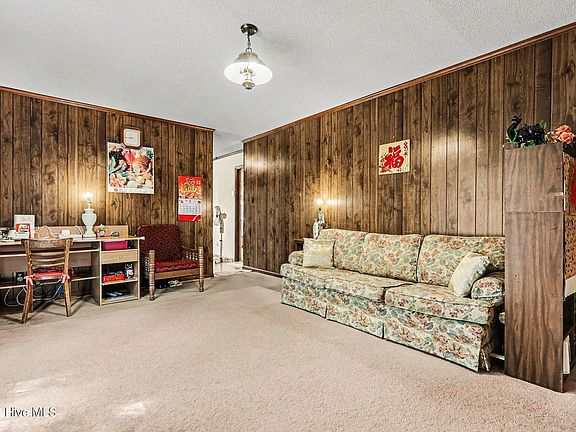 5th image of 1205 Niblick Drive