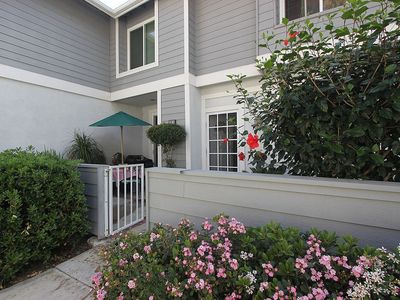 211 Huntington, Irvine, CA, 92620