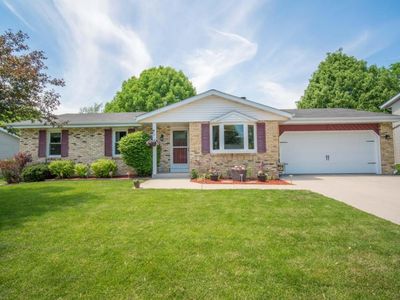 W197N16551 Aspen Dr, Jackson, WI, 53037