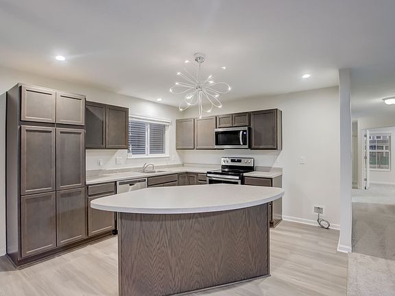 2nd image of 5487 N Woodside Ct