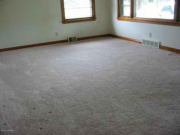 2nd image of 4807 Oak Park Dr