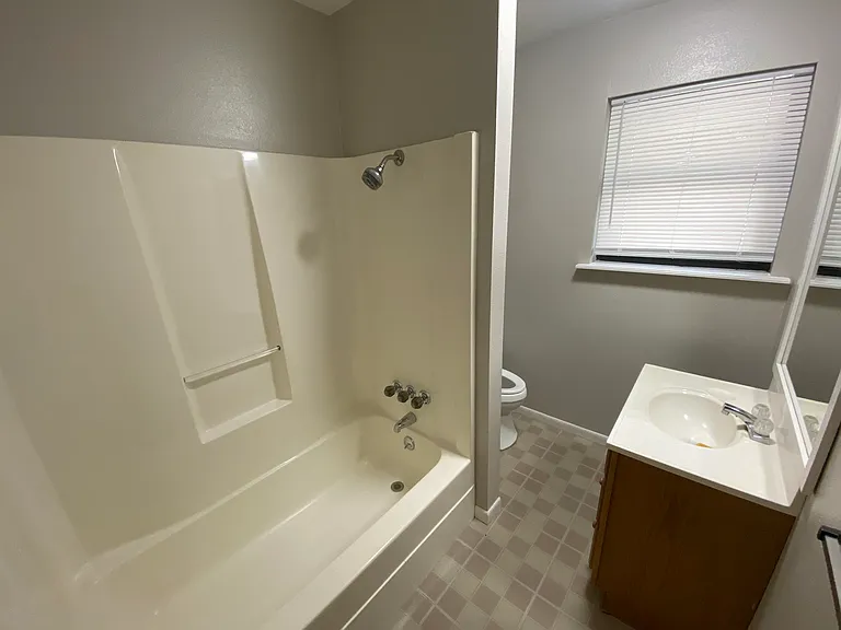 4501 Hughes Dr — Photo 18