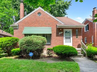 19129 Cheshire St, Detroit, MI 48236