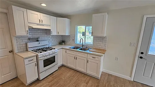265 1/2 E M St Photo 1 265 1/2 E M St Photo 1