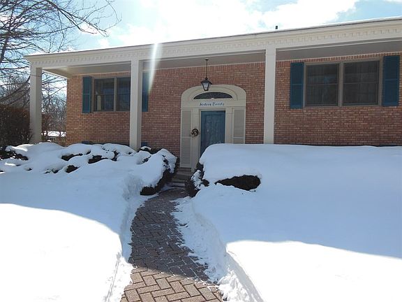 2nd image of 1620 Wildwood St