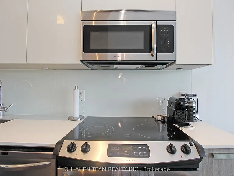 1815 Yonge St #603 — Photo 4