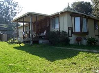 28 Berger Ln, Petaluma, CA 94952