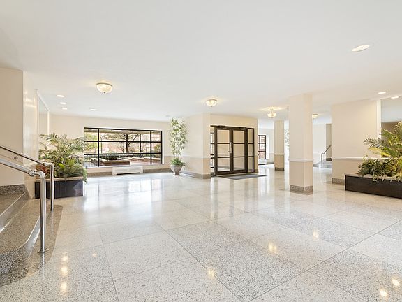 2nd image of 480 Riverdale Ave