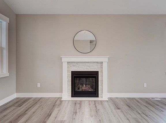 3rd image of 2963 Travis Ave