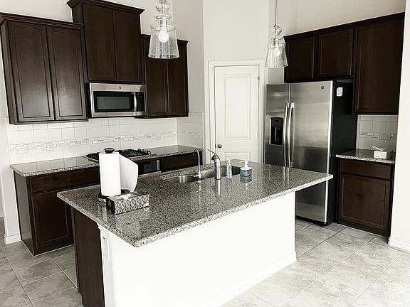 5th image of 3512 Doramus Dr