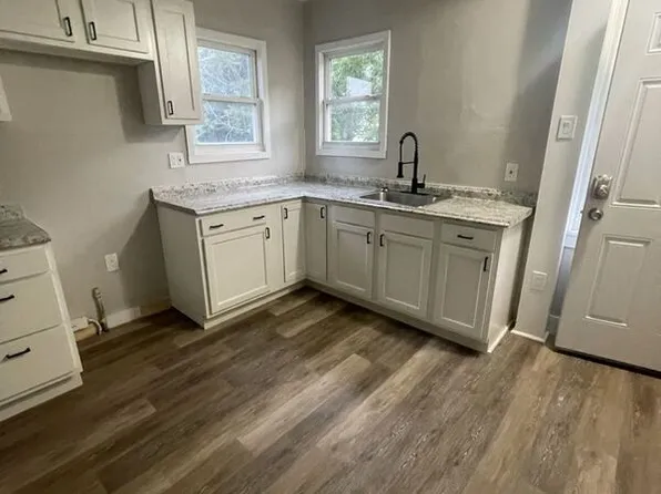 641 N Goodman St, Rochester, NY 14609