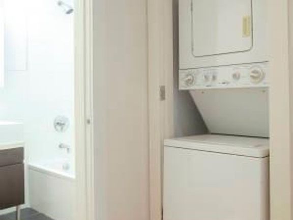 4th image of 2217 Caton Ave #F7