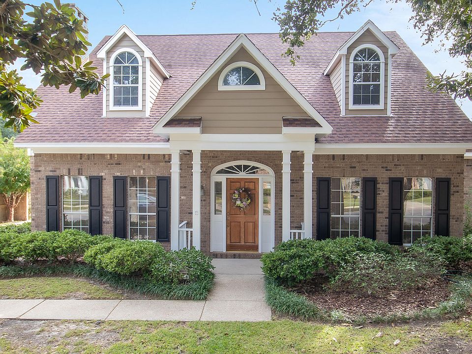 1st image of 2363 Park Place Dr