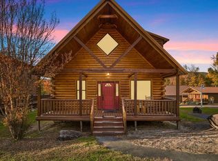 229 Forrest Loop Way, Gatlinburg, TN 37738