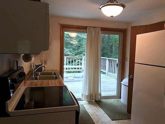 4th image of N12265 Glendale Cir