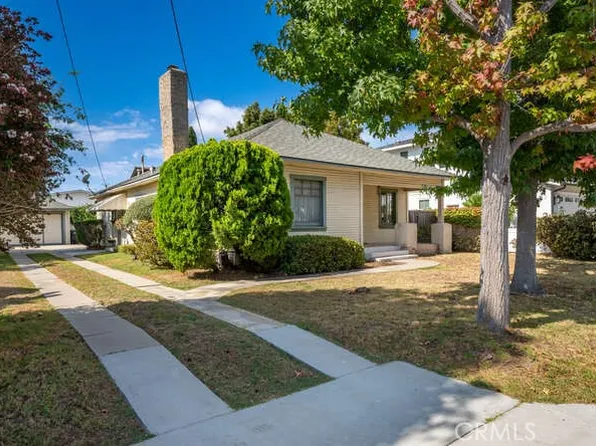 121 Cecil Pl, Costa Mesa, CA 92627