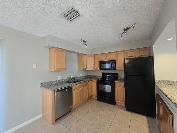 3rd image of 4910 Viceroy St APT 2