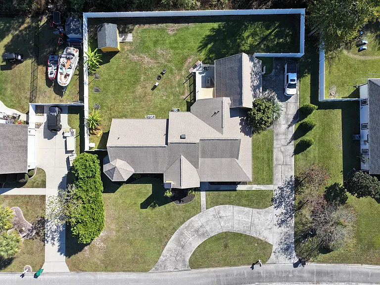 2409 Hunters Trl — Photo 43