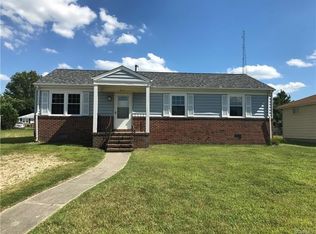 826 N Gillfield Dr, Petersburg, VA 23803