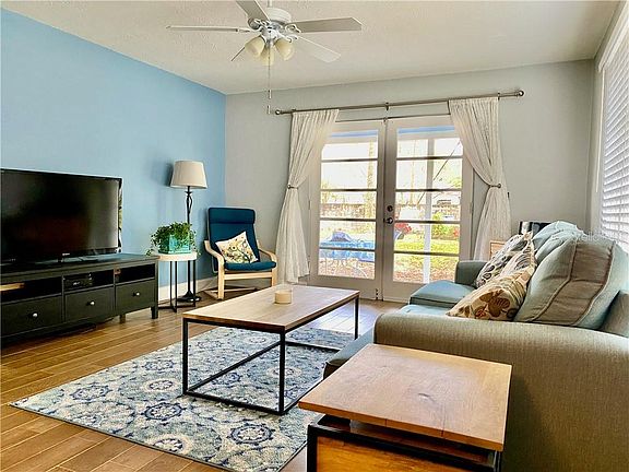 2nd image of 204 Tyree Ln