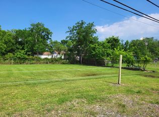 2815 S Broadway St, La Porte, TX 77571