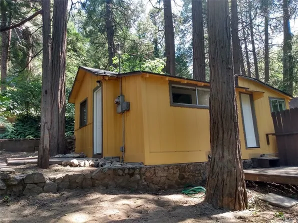 23786 Wildwood Ln, Crestline, CA 92325