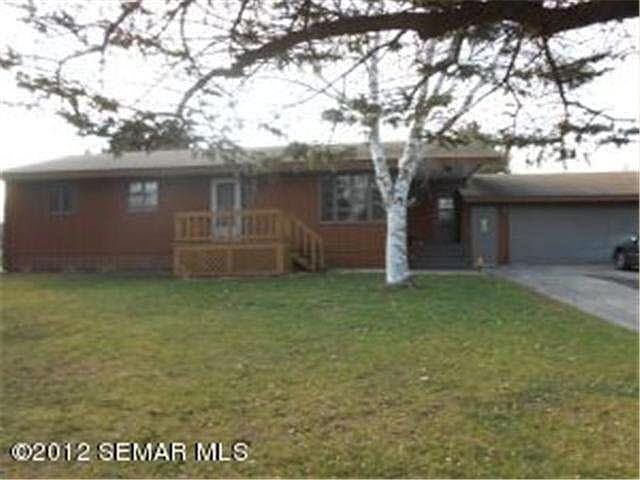 1st image of 835 E LOWELL Street