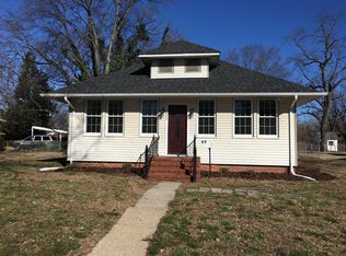 1003 Haskell St, Hopewell, VA 23860