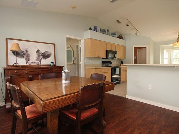 5th image of 851 Summer Glen Dr