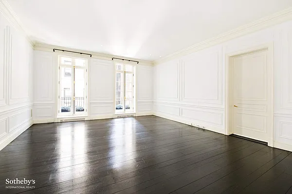 Sold by Sotheby's International Realty | media 10