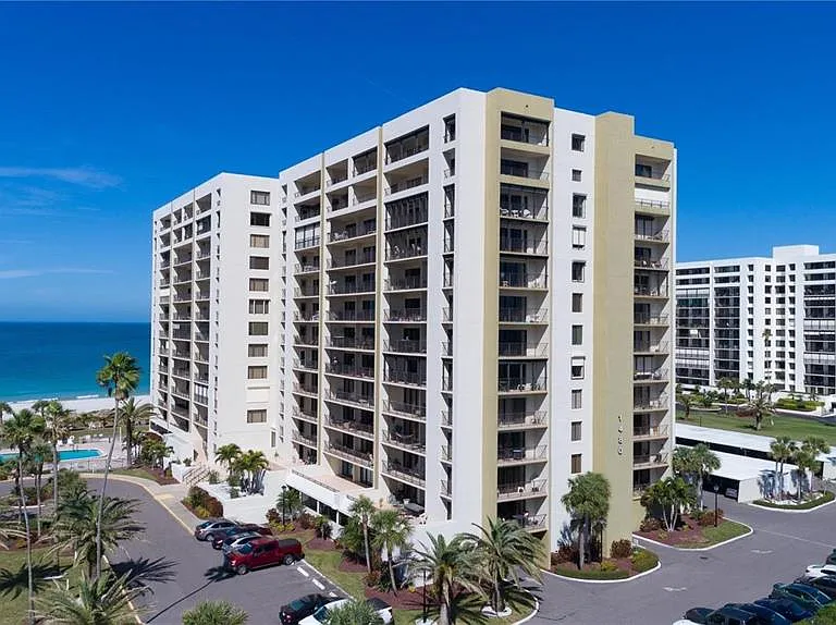 1480 Gulf Blvd #308 — Photo 2
