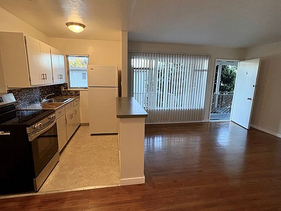 2nd image of 22 Pacheco St APT 6