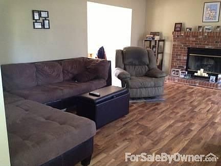 3rd image of 90 Morningside Dr