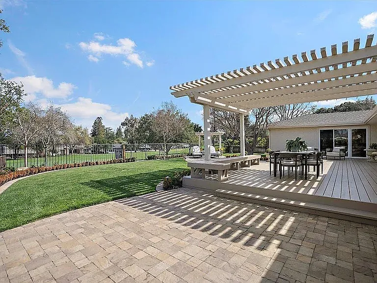 6692 Leyland Park Dr — Photo 22