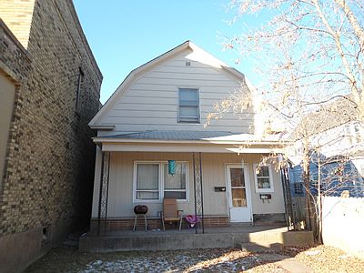 1st image of 1121 1/2 Hughitt Ave