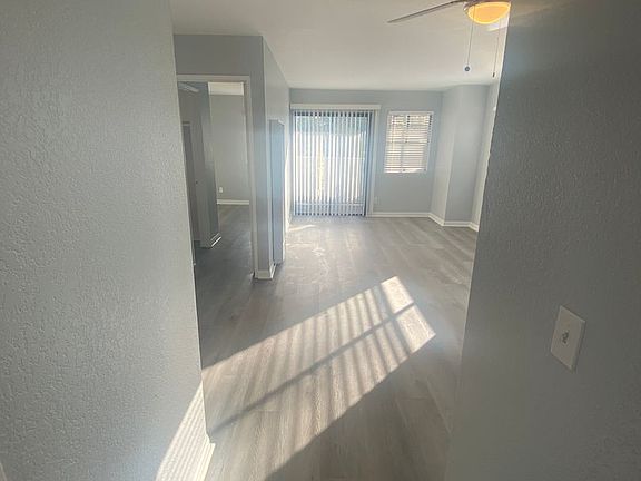 3rd image of 2250 Cedar Ave APT 9