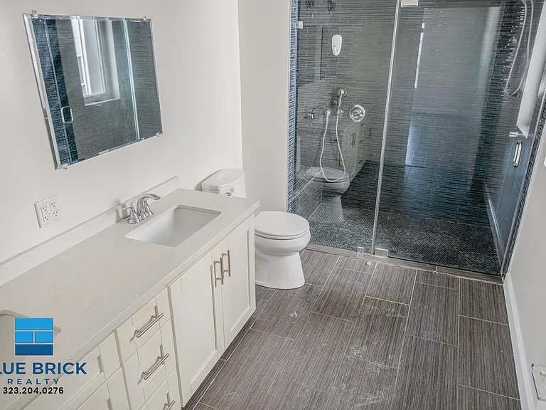 4305 Laurel Canyon Blvd #202A — Photo 10