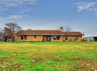 104 Elm St, Ravenna, TX 75476