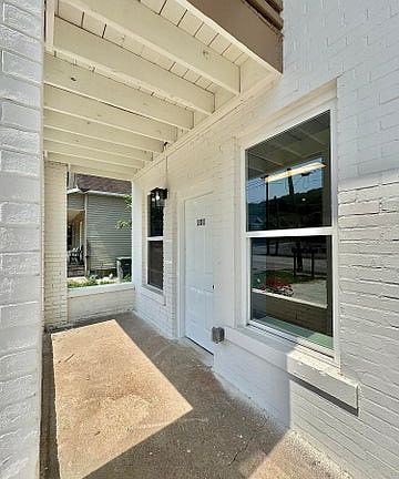 3rd image of 1605 Dodds Ave #101