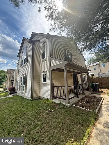 306 Hillside Ter Photo 1