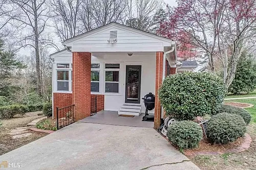 563 Mountain View Cir Photo 1