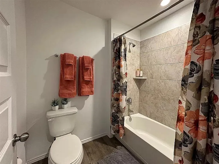4115 Prairie Grove Dr — Photo 14