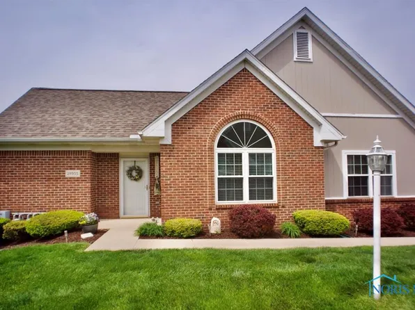 29955 Zachary Ln, Rossford, OH 43460