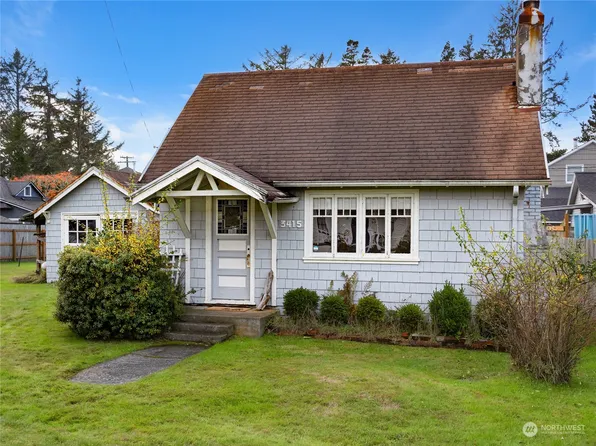 3415 L Place, Seaview, WA 98644