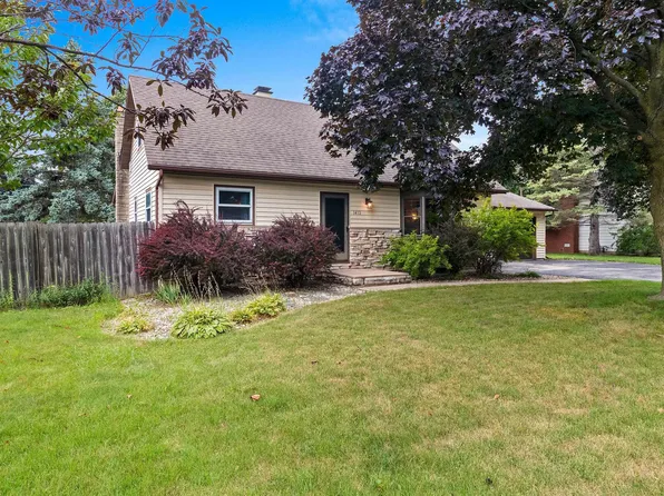 1412 Linda Ave, Menasha, WI 54952