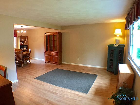 3rd image of 6112 W Pembridge Dr